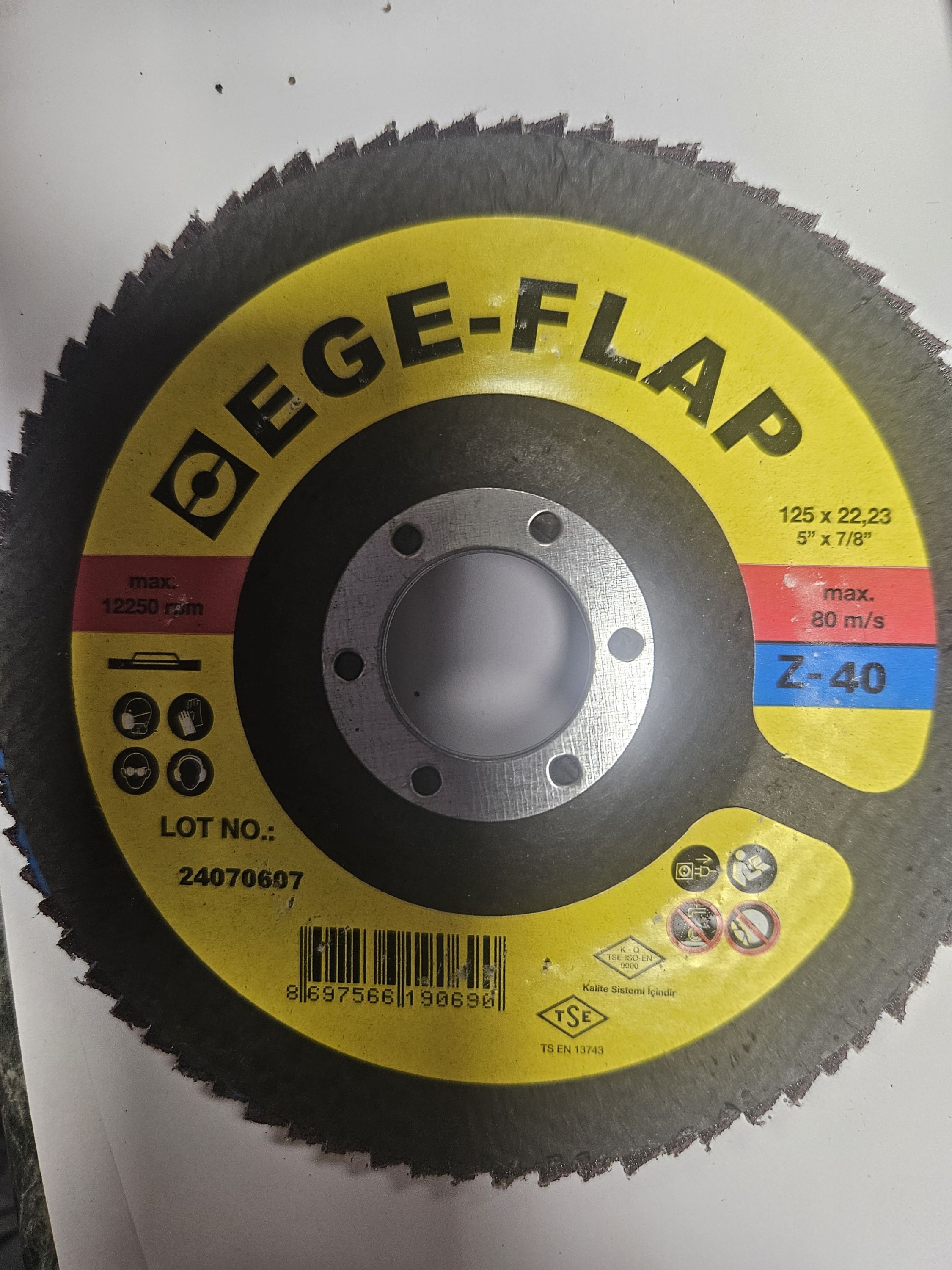 EGESAN Lamelás csiszolókorong 125mm Z-40 termék fő termékképe