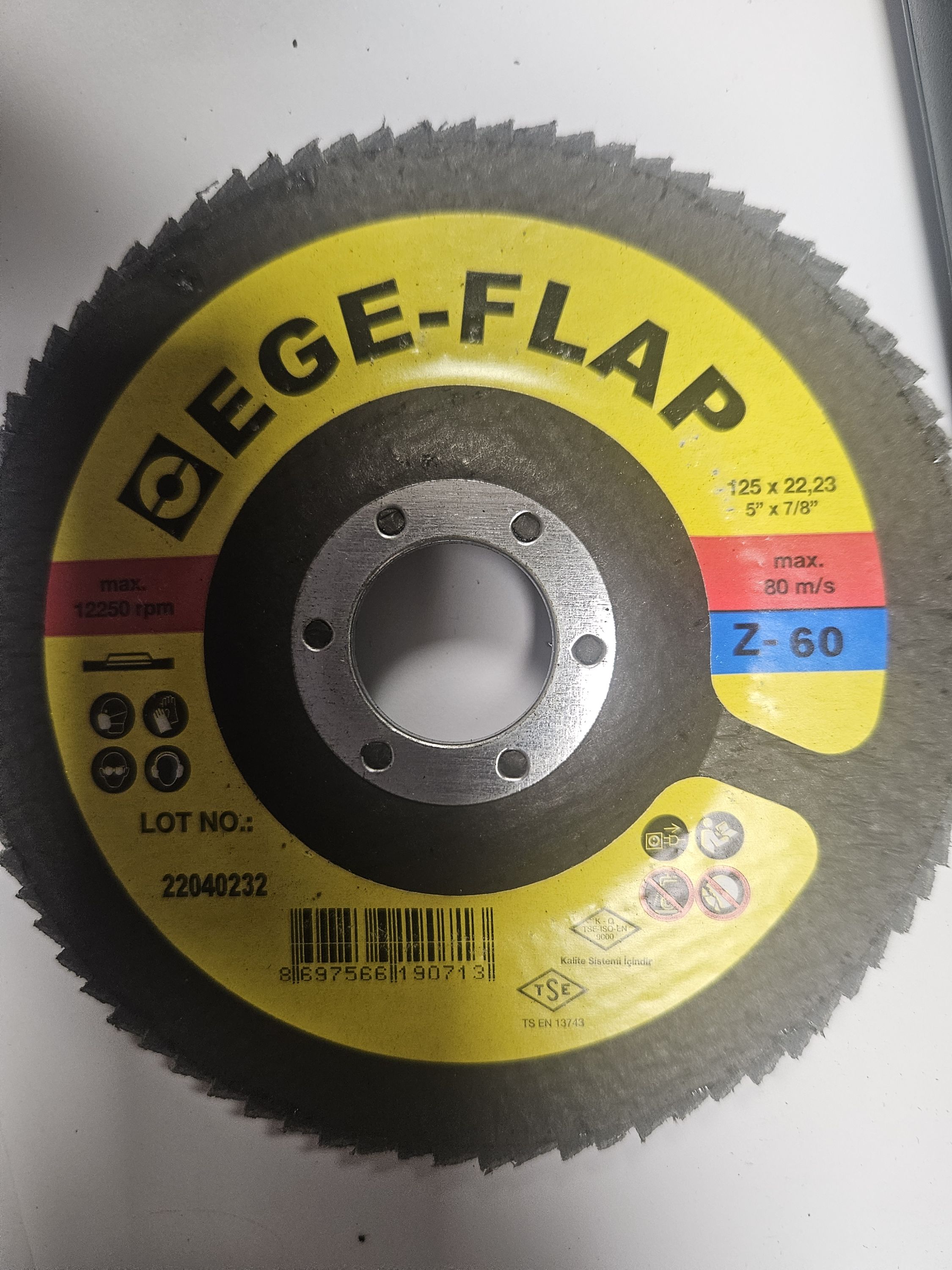 EGESAN Lamelás csiszolókorong 125mm Z-60 termék fő termékképe