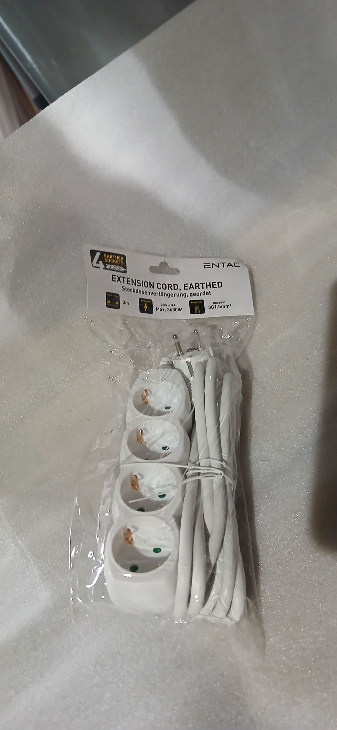 ENTAC elosztó 4 foglalat 3m 3G1.5mm2 termék fő termékképe
