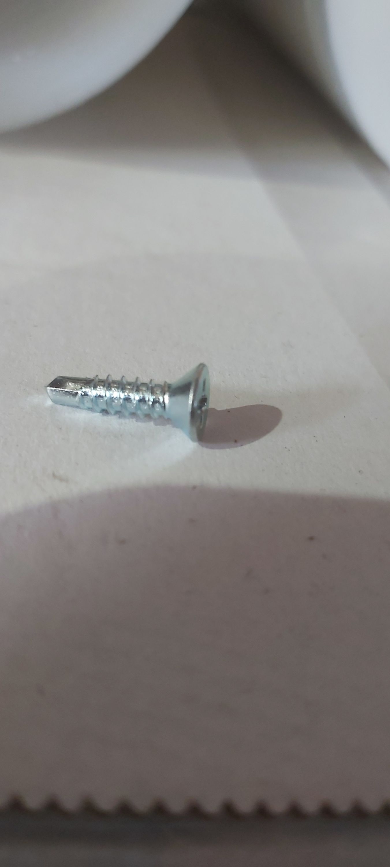 Ablaképítő csavar Önfúrós 3,9 x 16 ( Merevítésrögzítő ) termék fő termékképe