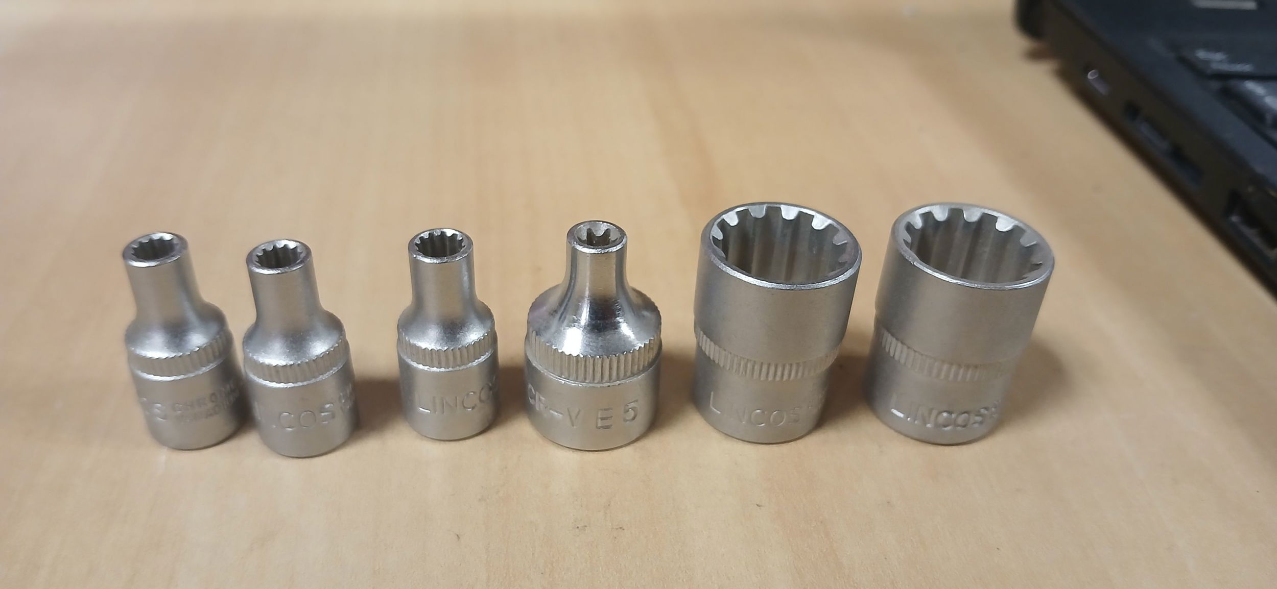 Lincos Dugókulcs 1/4"-3/8" Vegyes termék fő termékképe