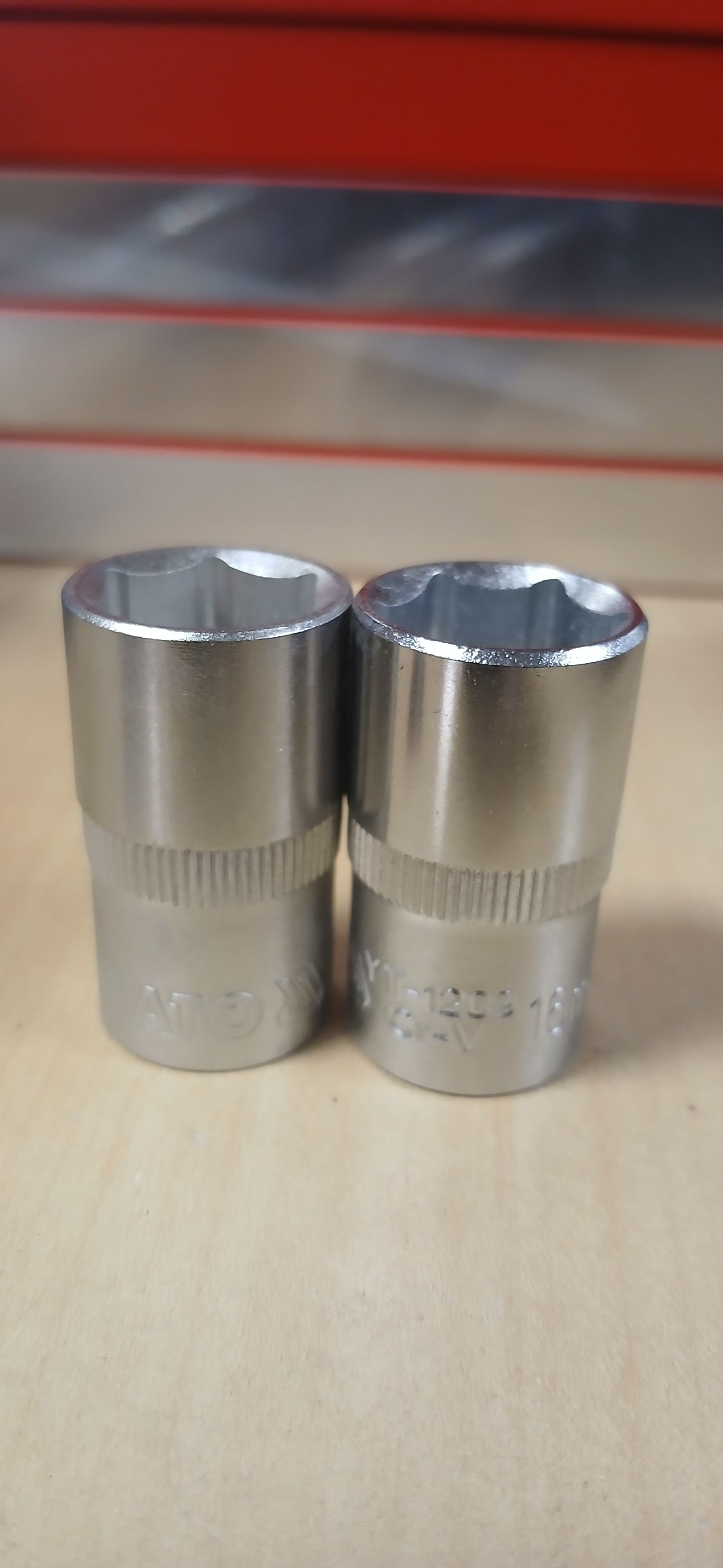 YATO Dugókulcs 6 lap 1/2" 16 mm CrV termék fő termékképe