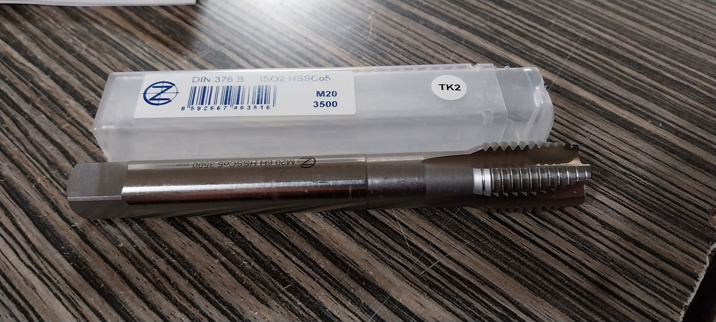 Gépi menetfúró egyenes hornyú DIN376 M20 termék fő termékképe