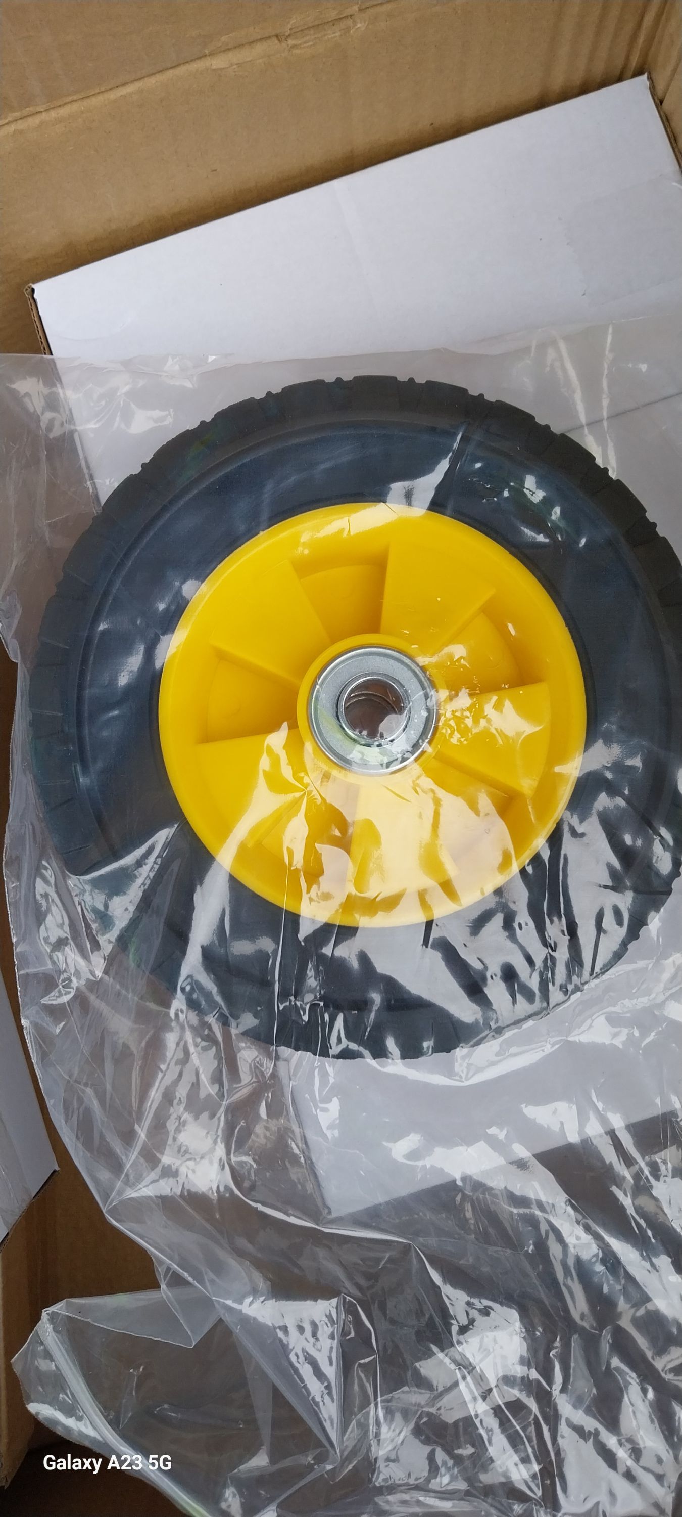 Gumikerék áramfejlesztőhöz 20cm termék fő termékképe