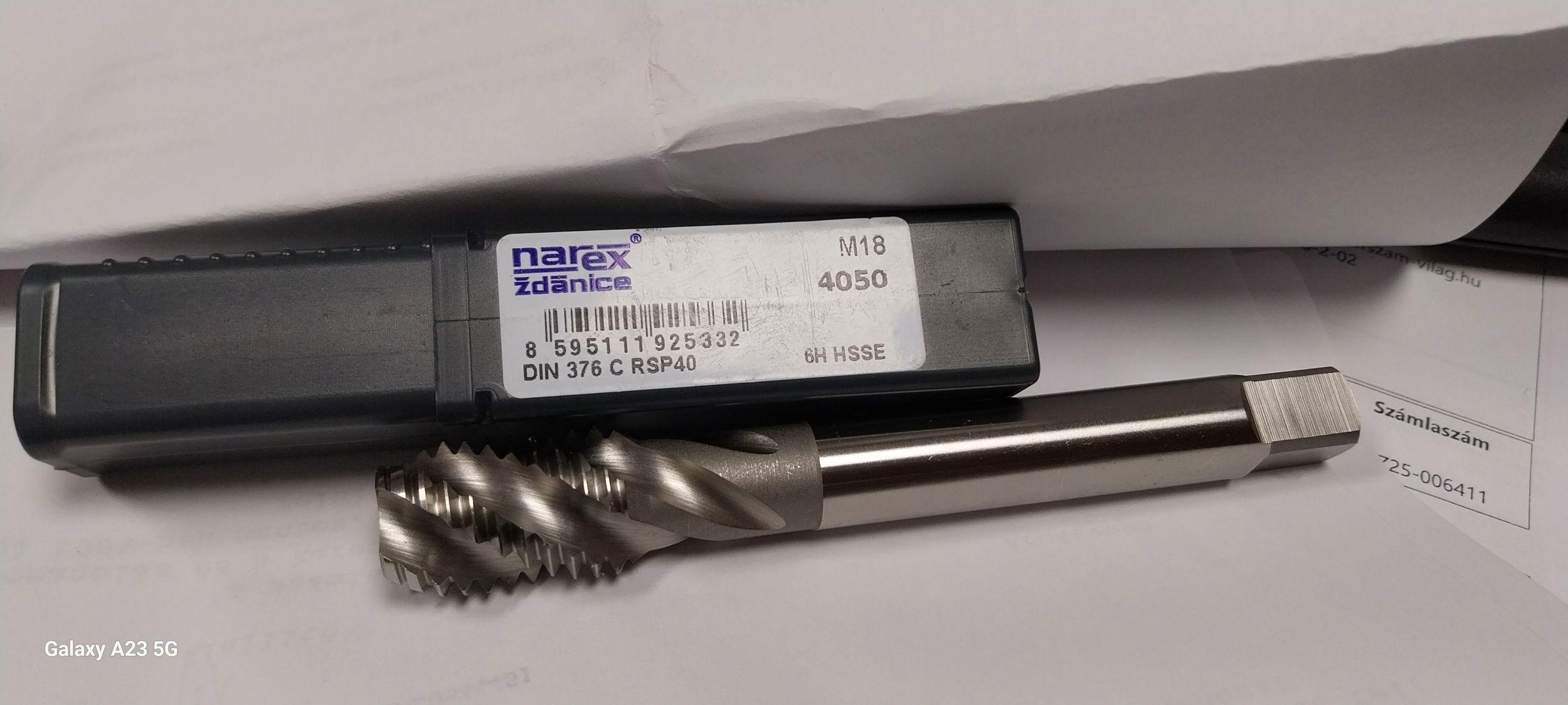 NAREX Gépi menetfúró csavart hornyú 35°, C, Din376 M18 HSS-E termék fő termékképe