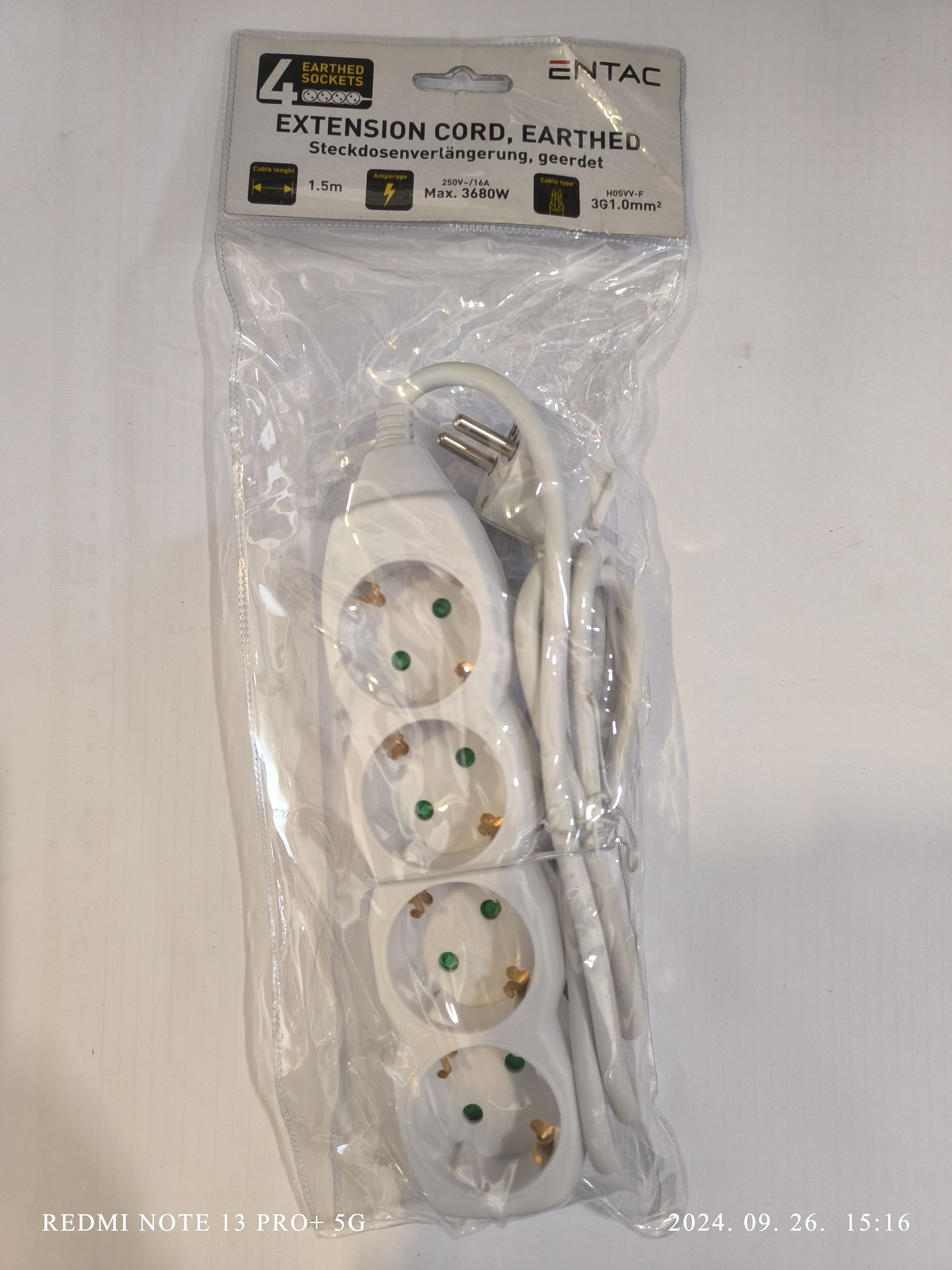 ENTAC elosztó 4 foglalat 1.5m 3G1.0mm2 termék fő termékképe