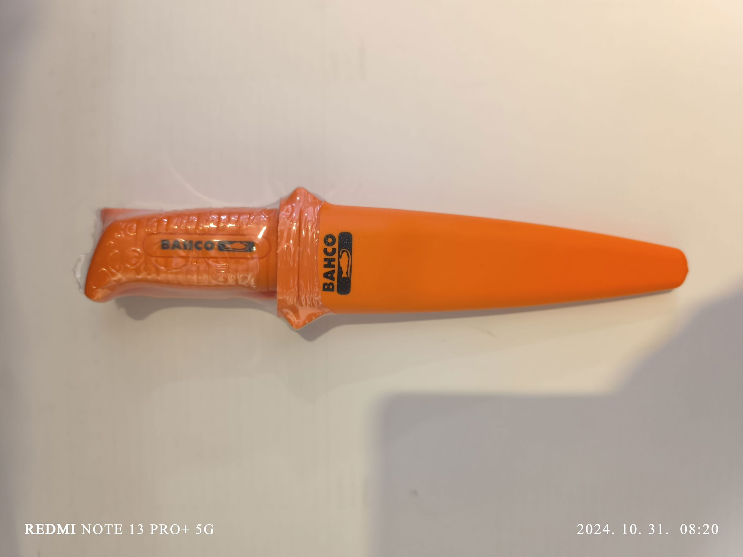 BAHCO svédacél  ergonómikus szuper éles vadász, horgász, kerti, konyhai tőr kés termék fő termékképe