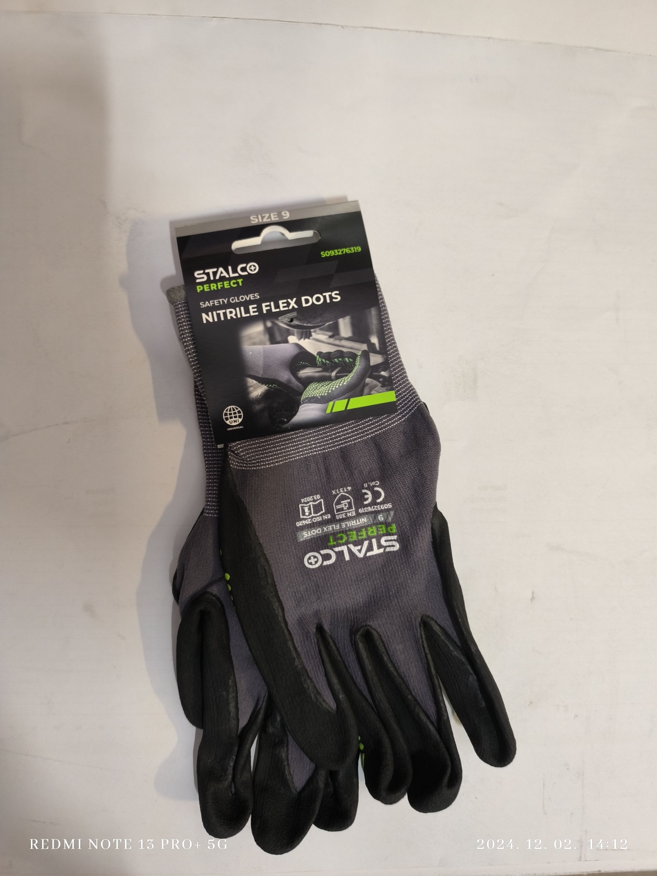 STALCO PERFECT POWERMAX Munkavédelmi nylon kesztyű, méret 9 NITRILE FLEX DOTS, termék fő termékképe