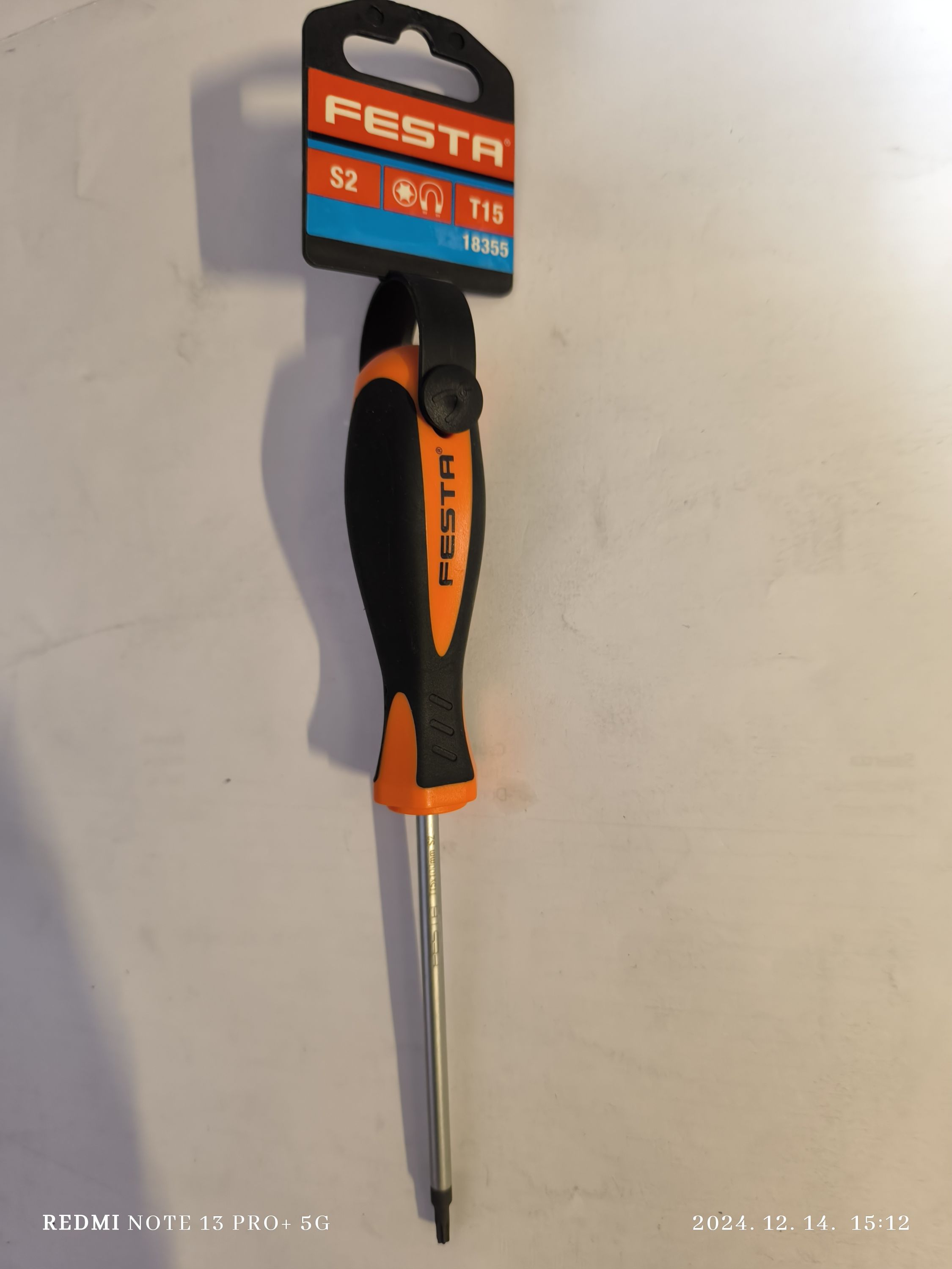 FESTA Csavarhúzó Torx T15x100 mágneses termék fő termékképe