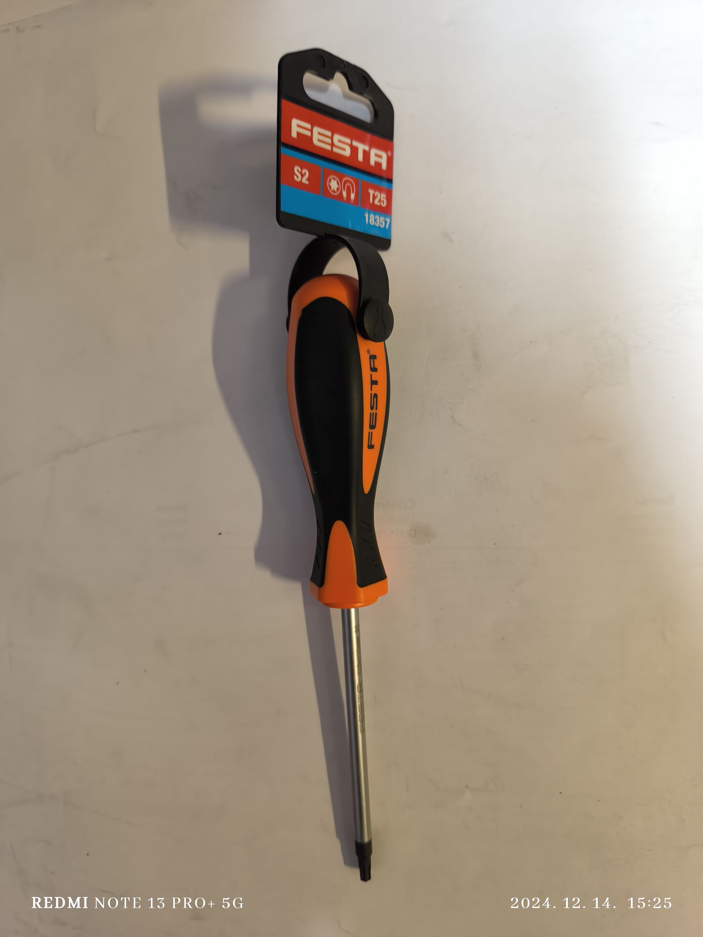 FESTA Csavarhúzó Torx T25x100mm mágneses termék fő termékképe