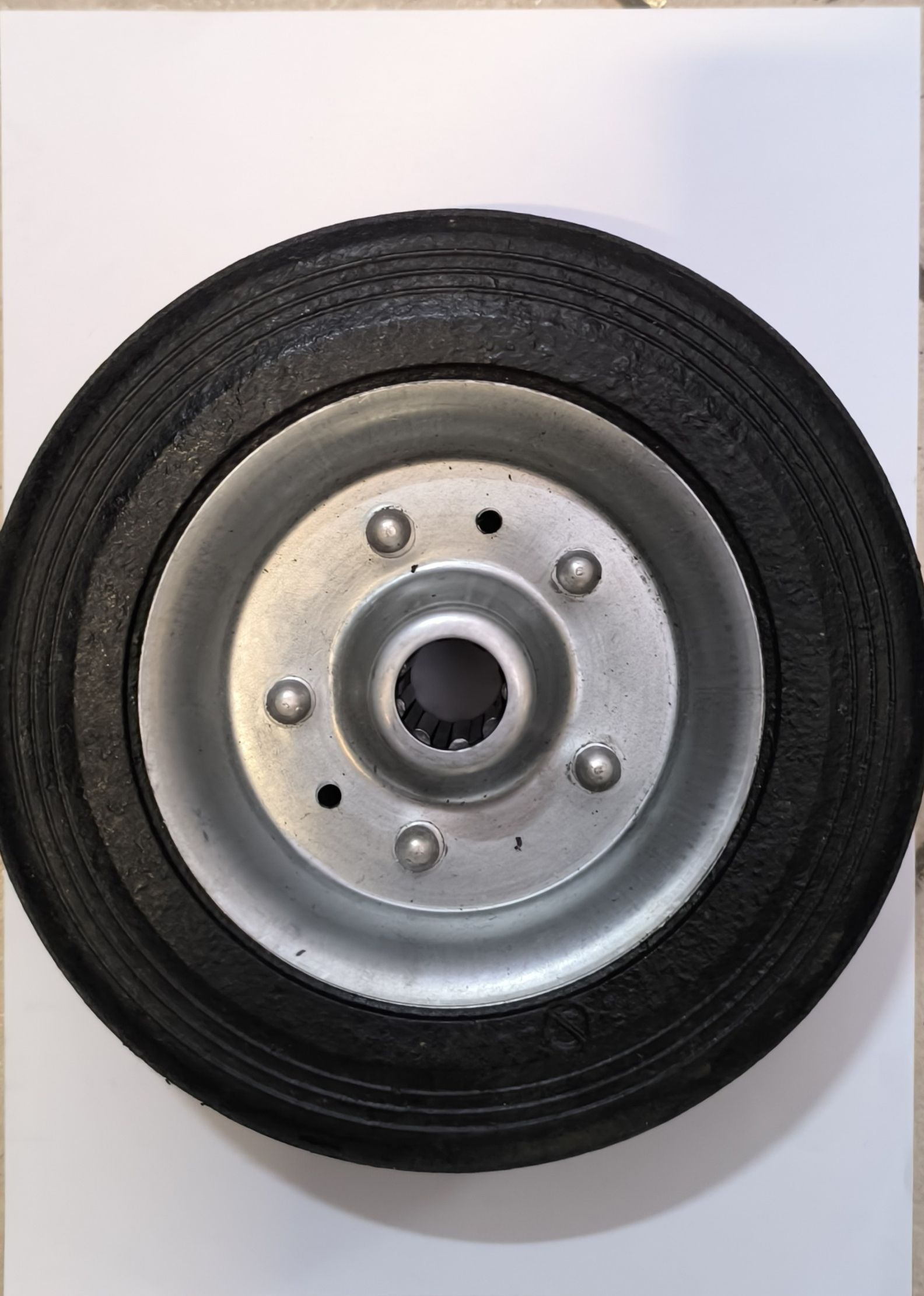 CEBORA Tűgörgös tömörgumis kerék 200x60x20mm termék fő termékképe