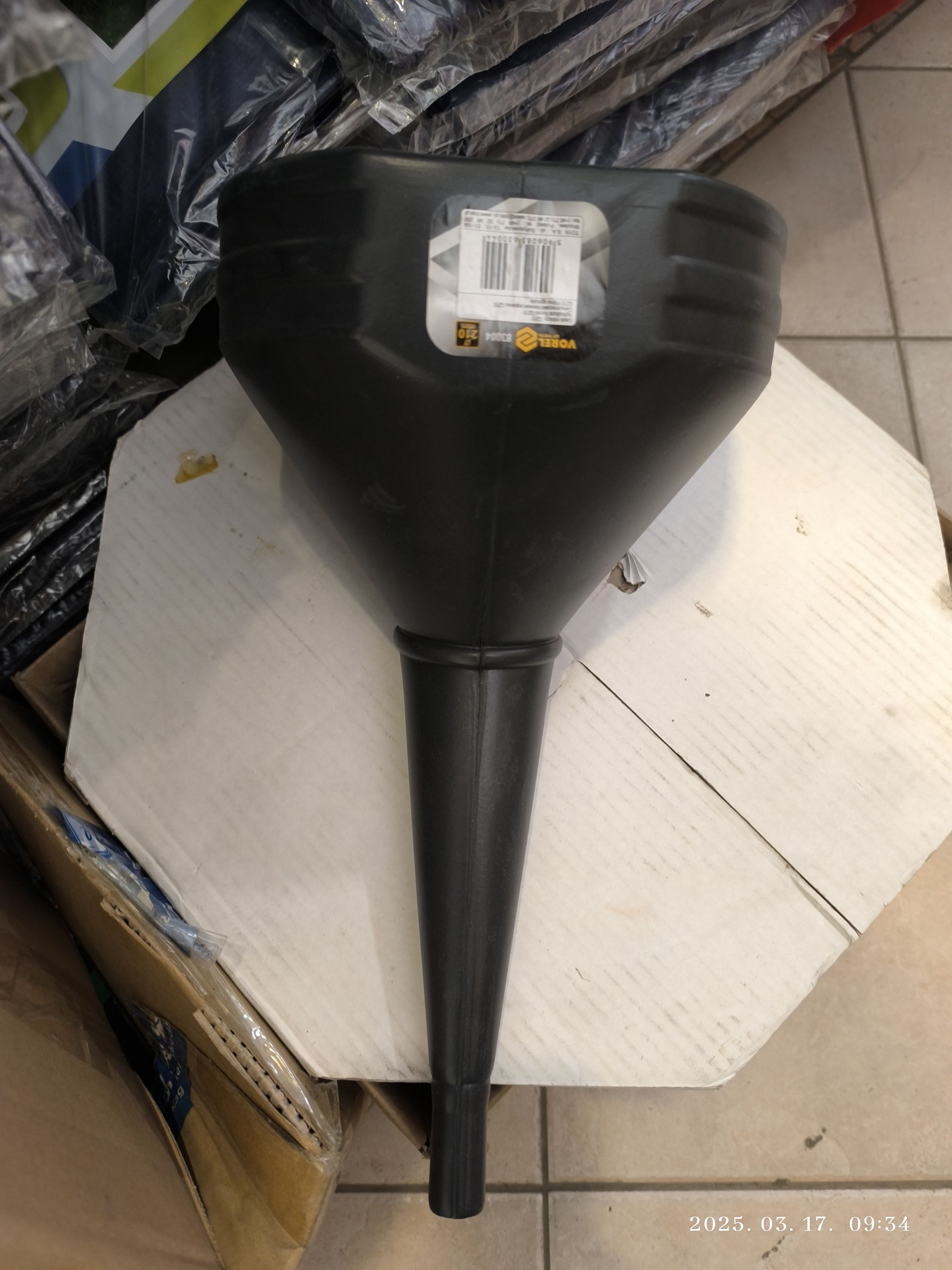 VOREL Tölcsér szűrővel 210mm termék fő termékképe