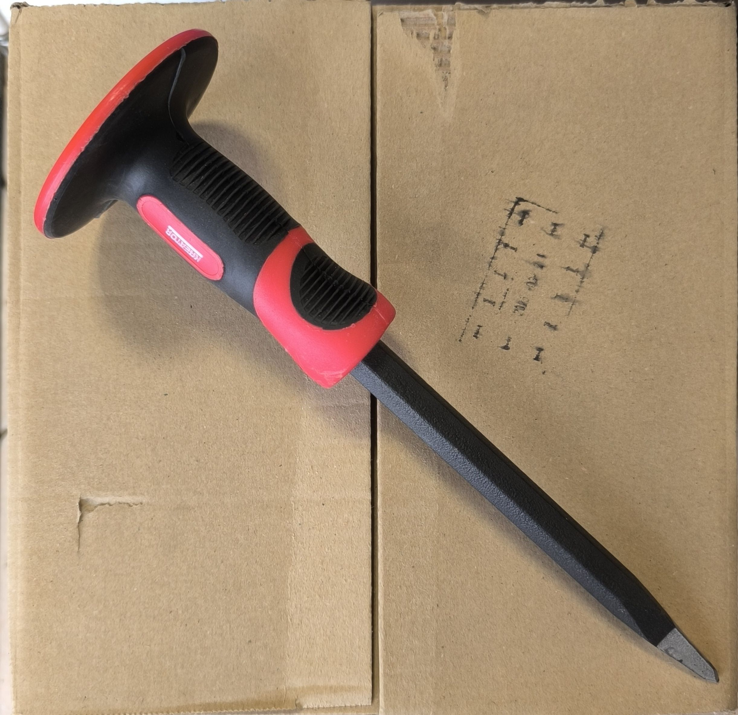 KREATOR hegyes véső kézvédővel 300mm termék fő termékképe