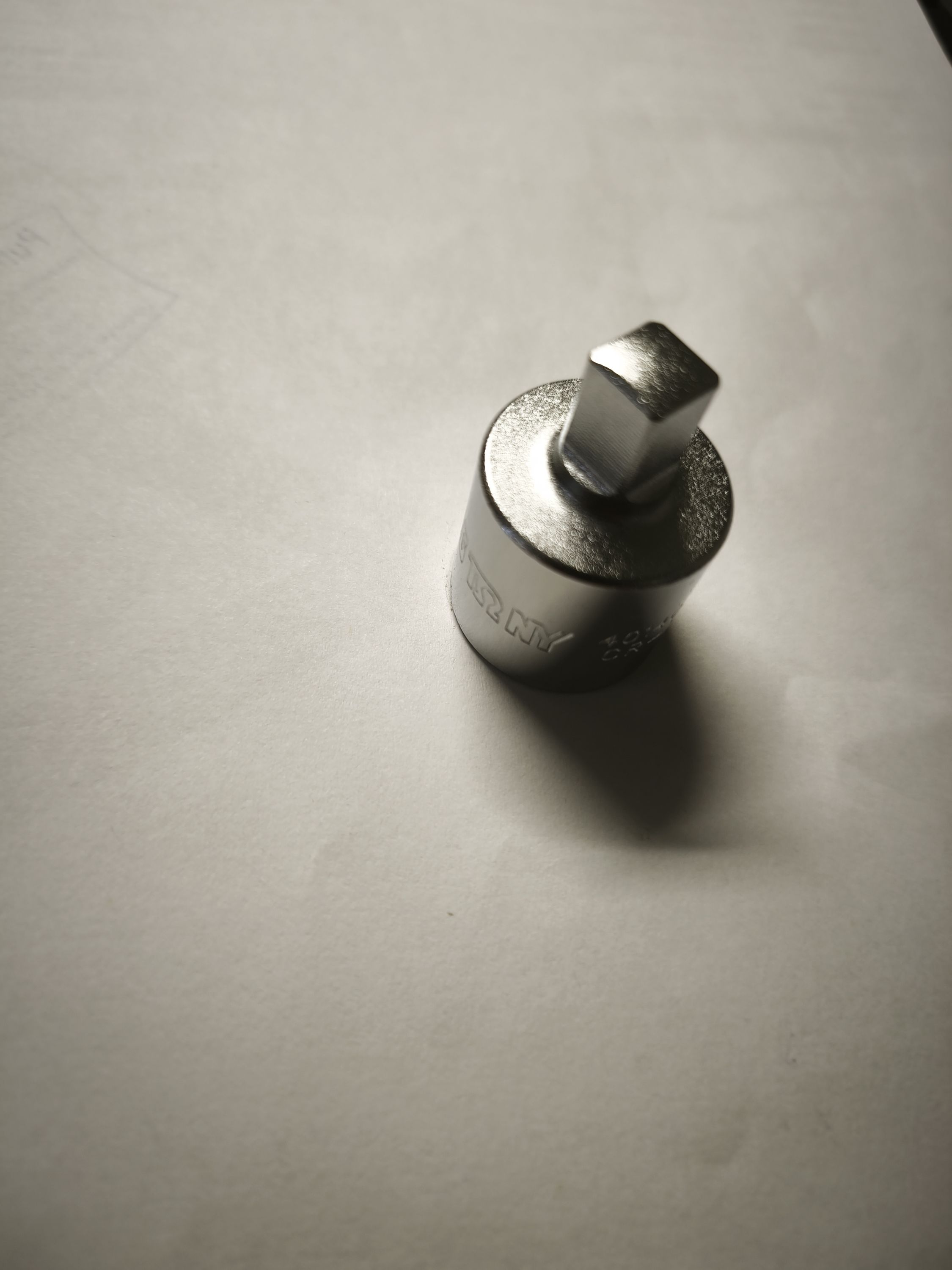 KING TONY Olajleeresztő kulcs négyszög 8 mm termék fő termékképe