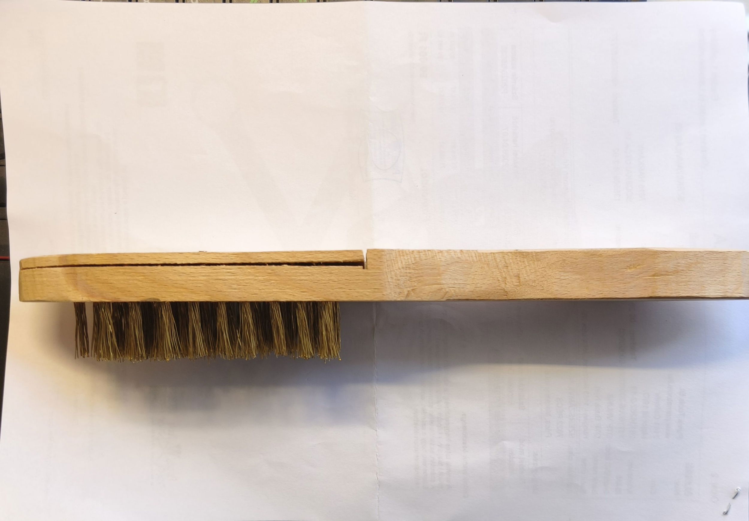 Drótkefe 5 soros fa nyél rezezett acél 280mm termék fő termékképe